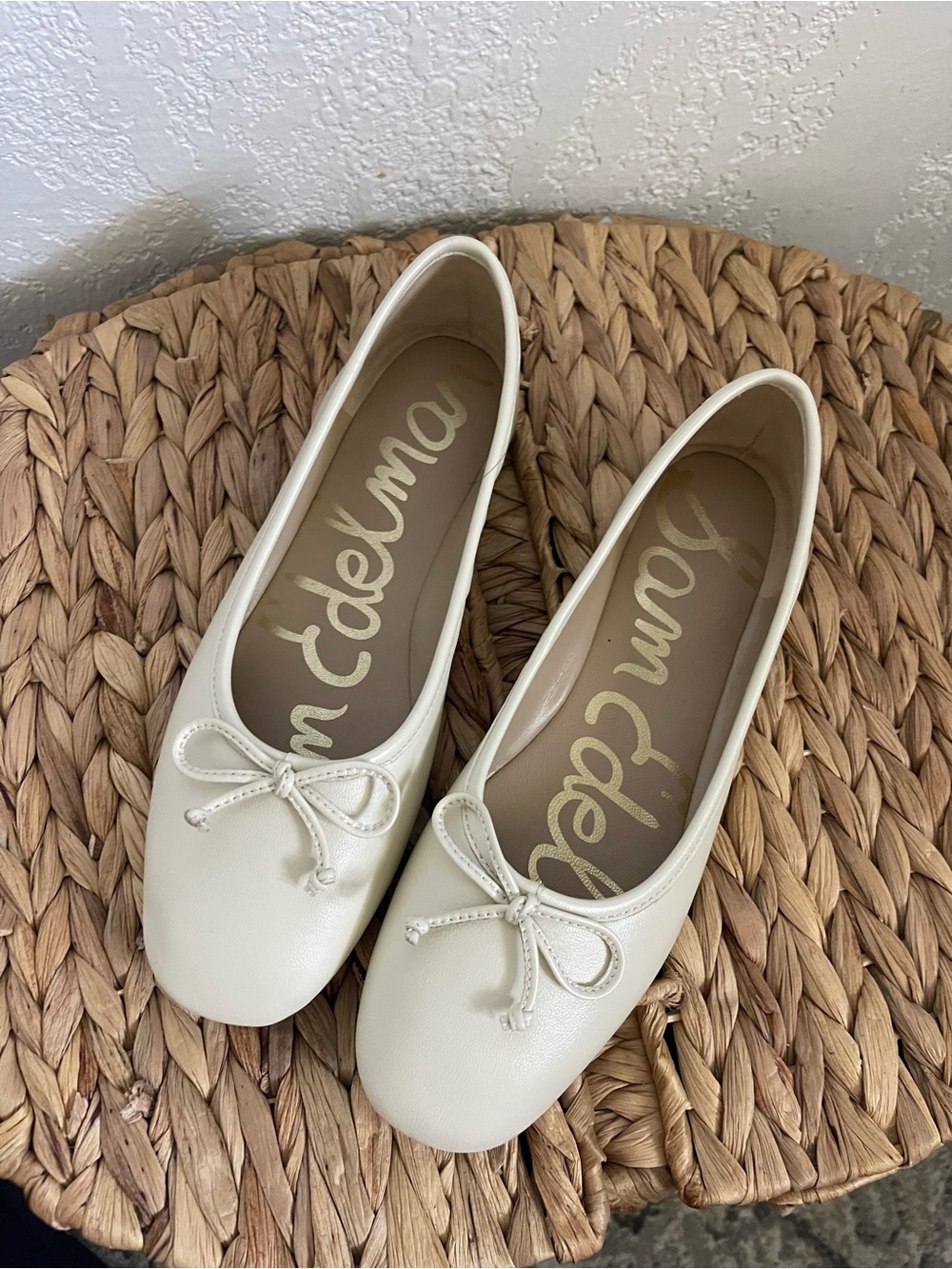 Sam Edelman Ivory Leather Bow Ballet Flats